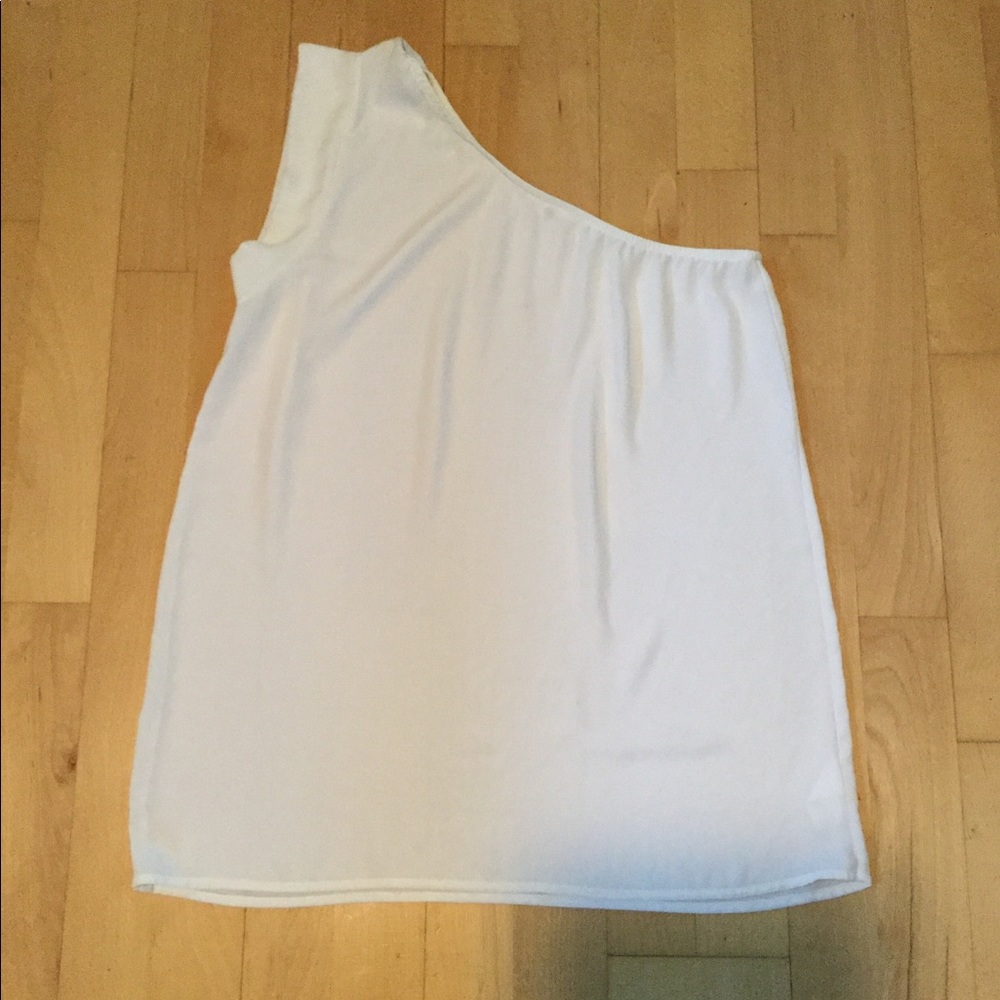 One shoulder blouse - Picture 2 of 2